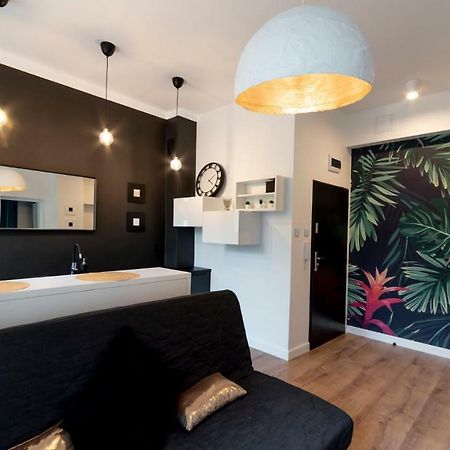 Apartament By The Way Wroclaw Exterior photo