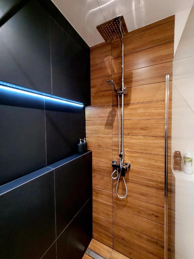 Apartament By The Way Wroclaw Exterior photo