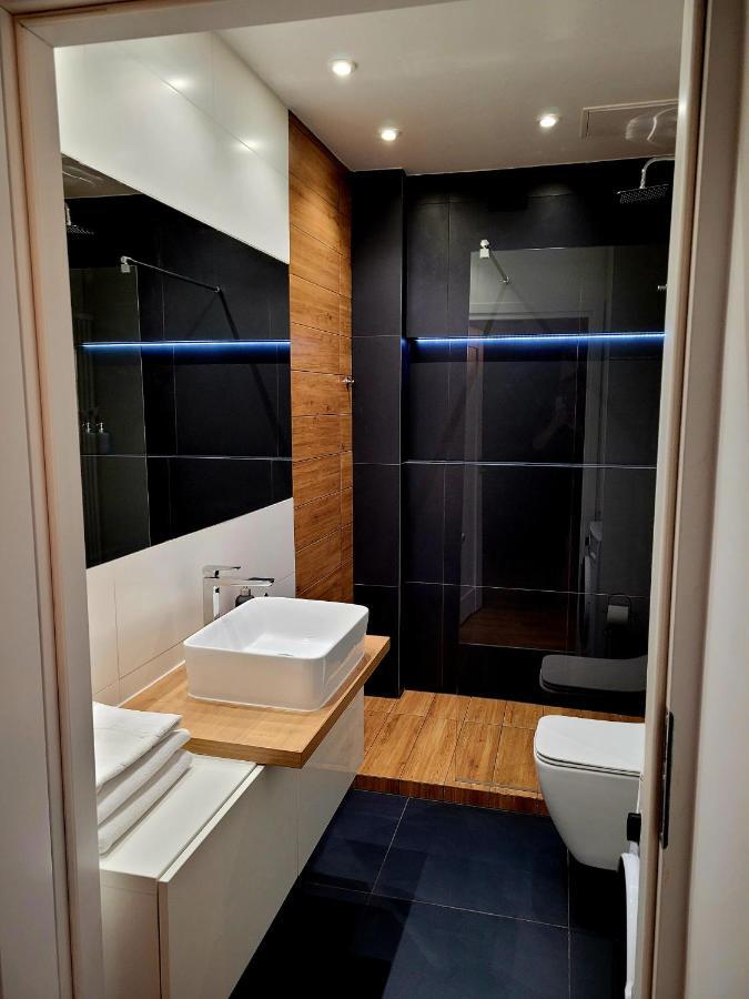 Apartament By The Way Wroclaw Exterior photo