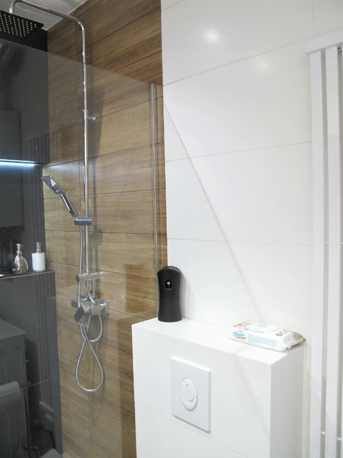 Apartament By The Way Wroclaw Exterior photo